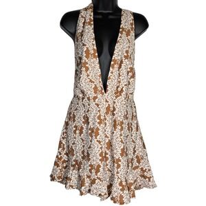 Selfie Leslie Romper Floral Deep V Neck Halter Open Back Tie‎ Back Size Large